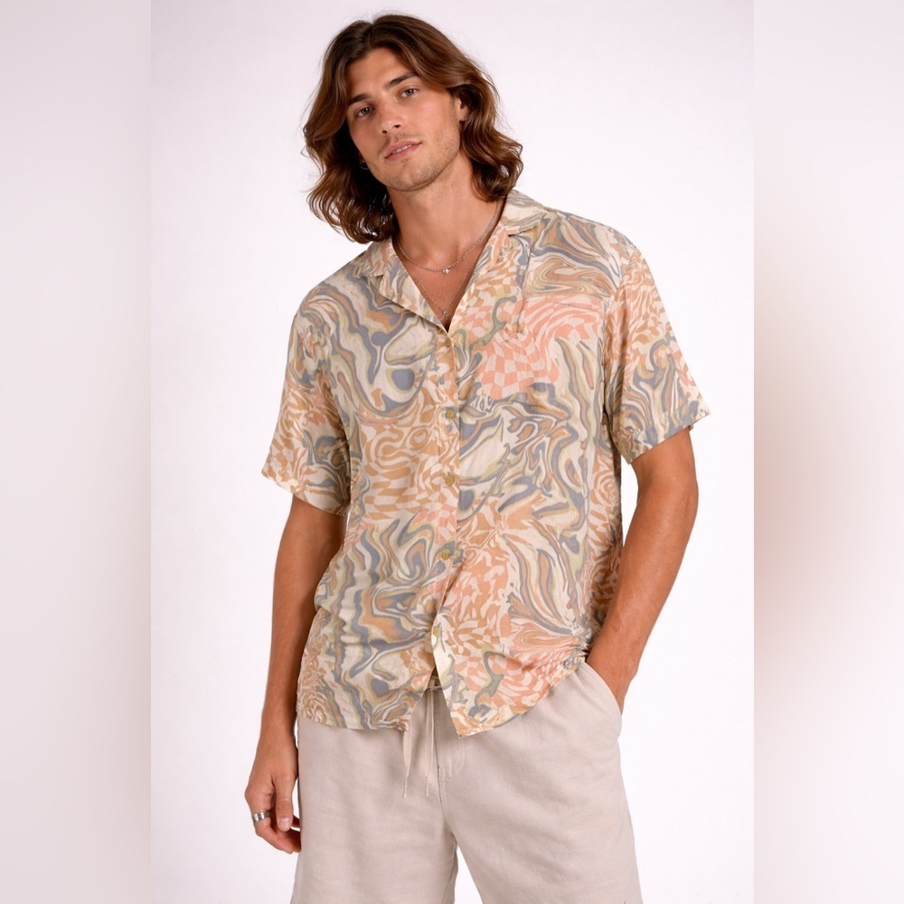 Vans Psychedelic Swirl Button-Up Shirt – Size Medium